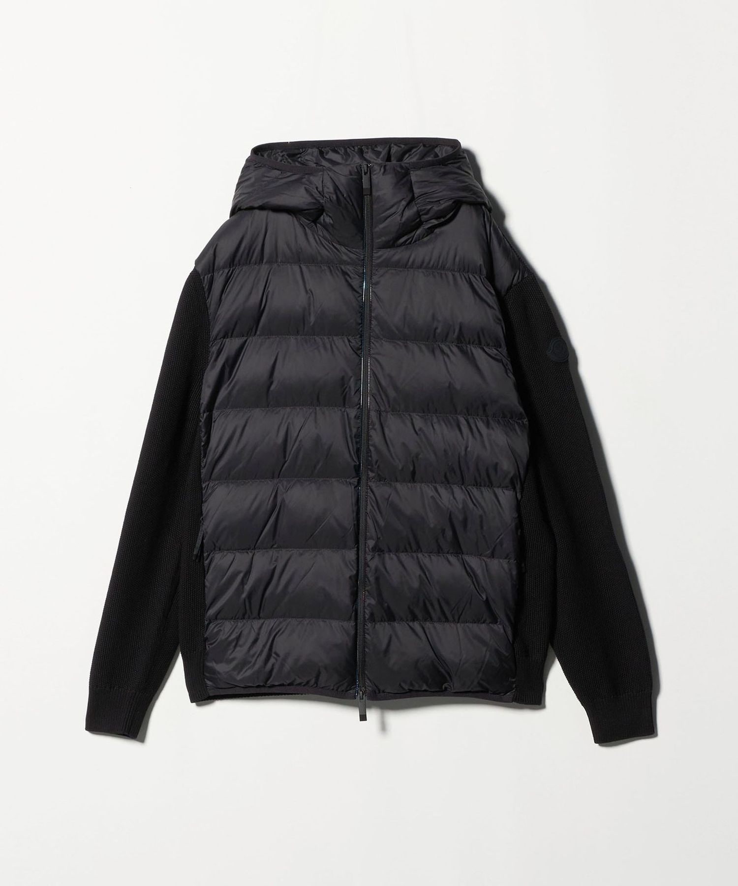 【MONCLER】ARVOUIN ショートダウンジャケット ナイロン フード MONCLER>ダウンジャケット