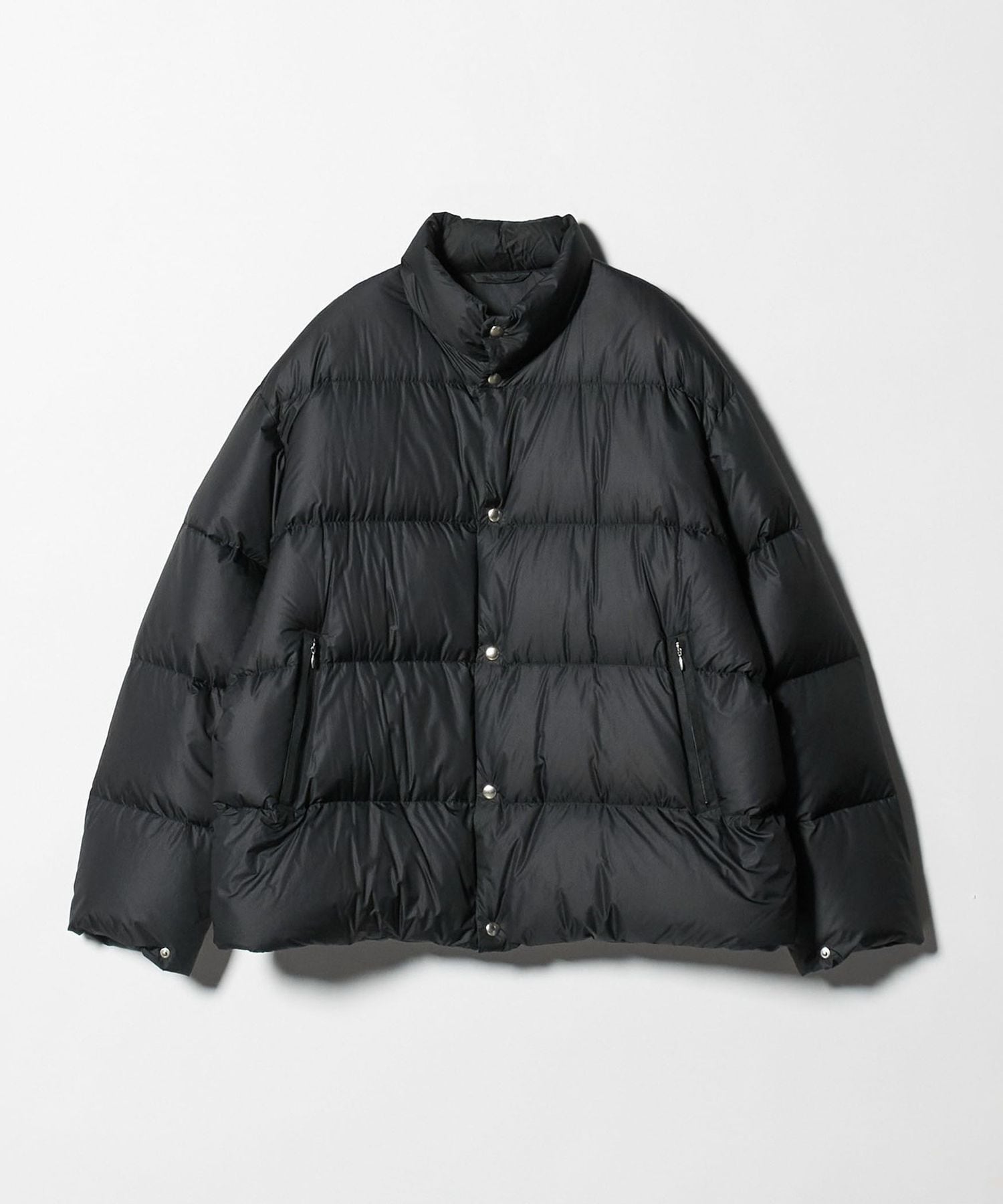 COMOLI＞ダウン ジャケット
