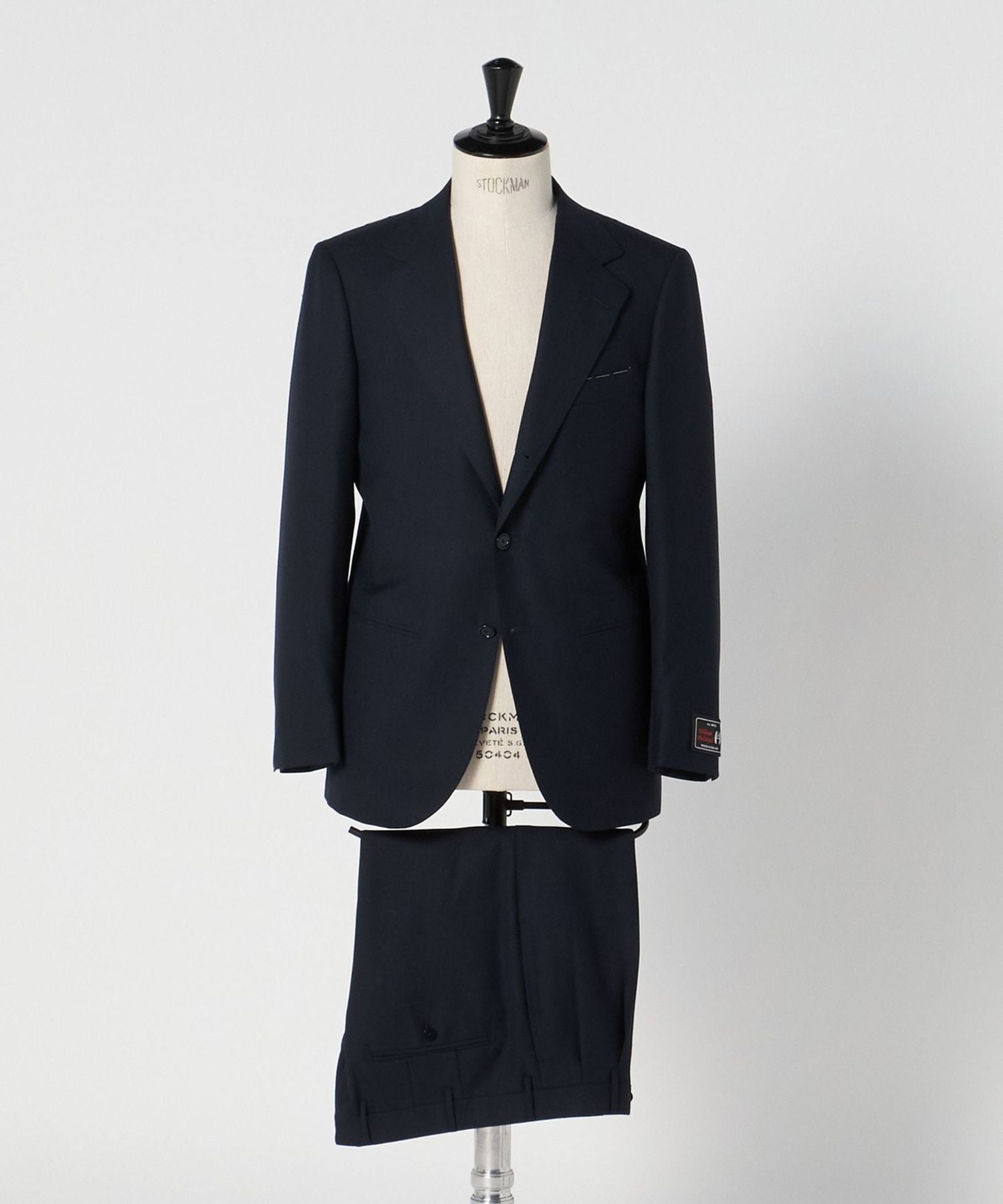 SOVEREIGN＞ハンドライン ポーラーソリッド シングル 3ボタン スーツ