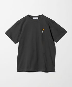 TOGA TOO/＜TOGA TOO＞EMBROIDERY T―SHIRT CHARCOAL/エンブロイダリー Tシャツ/Tシャツ / カットソー