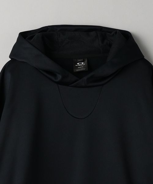 OAKLEY＞ ソフトシェル フーディ