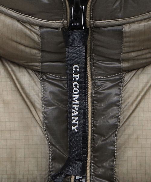 C.P. Company D.D. Shell ダウンベスト ベージュ C.P COMPANY＞DD SHELL VEST/ダウンベスト