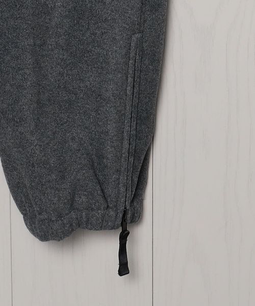 H＞フリース カーゴパンツ