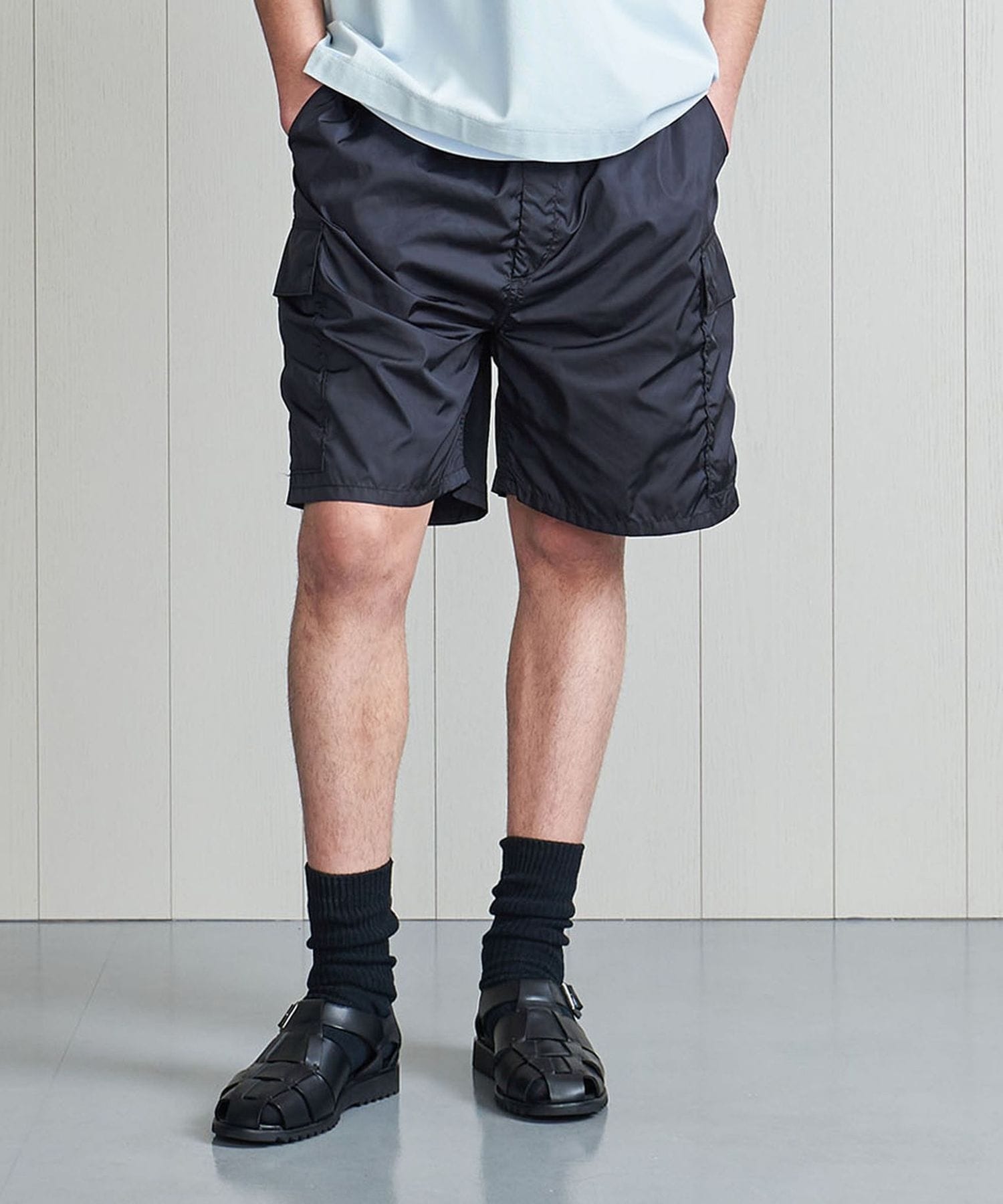 【美品】即完売 ALWAYS OUT OF STOCK ナイロンカーゴショーツ リラックスナイロンカーゴショーツ(2 BLACK): : メンズ｜CITY