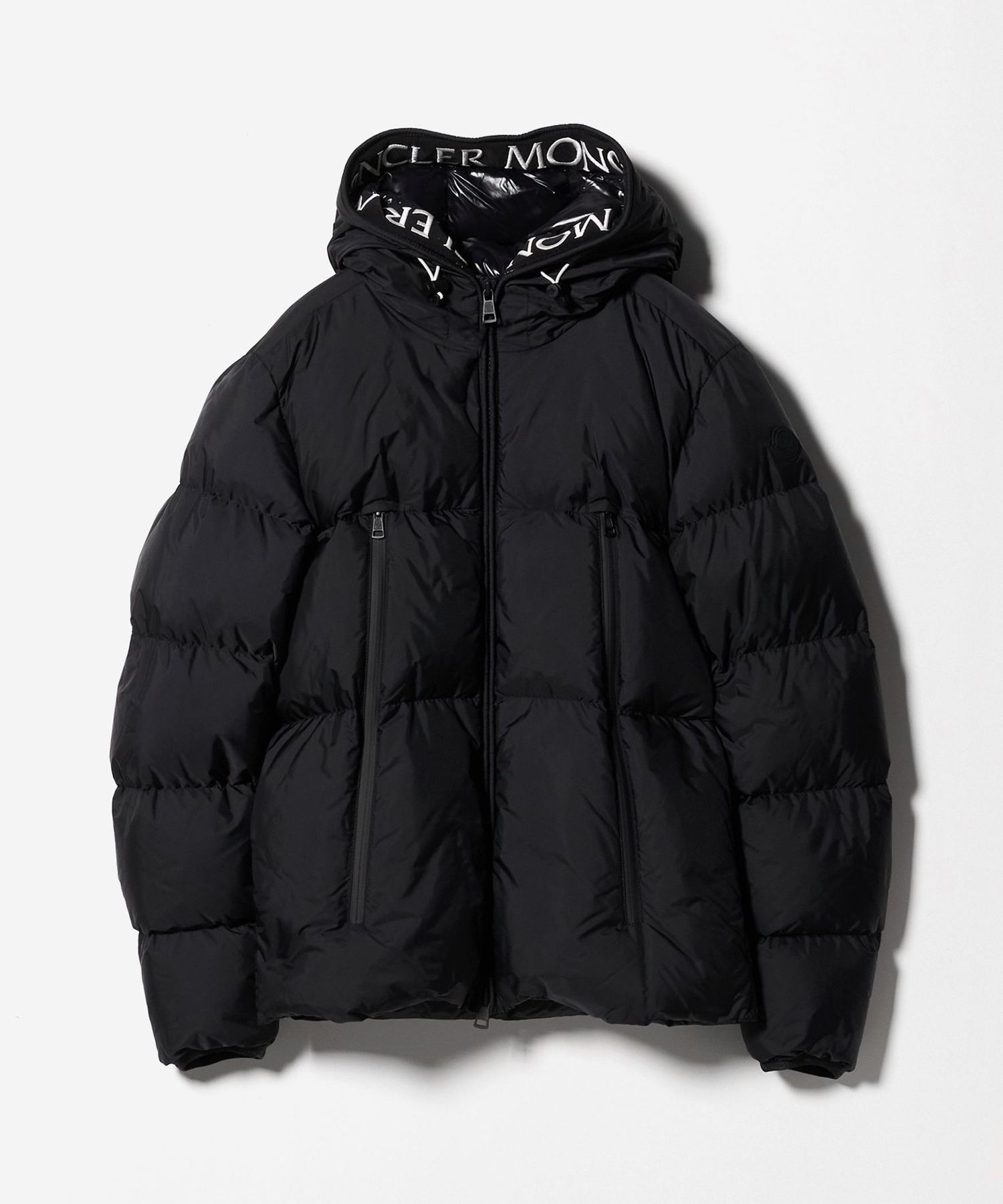 美品 MONCLER MONTCLA ブラック ダウンジャケット サイズ4希少 MONCLER - 超美品 モンクレール montcla モンクラー ダウン