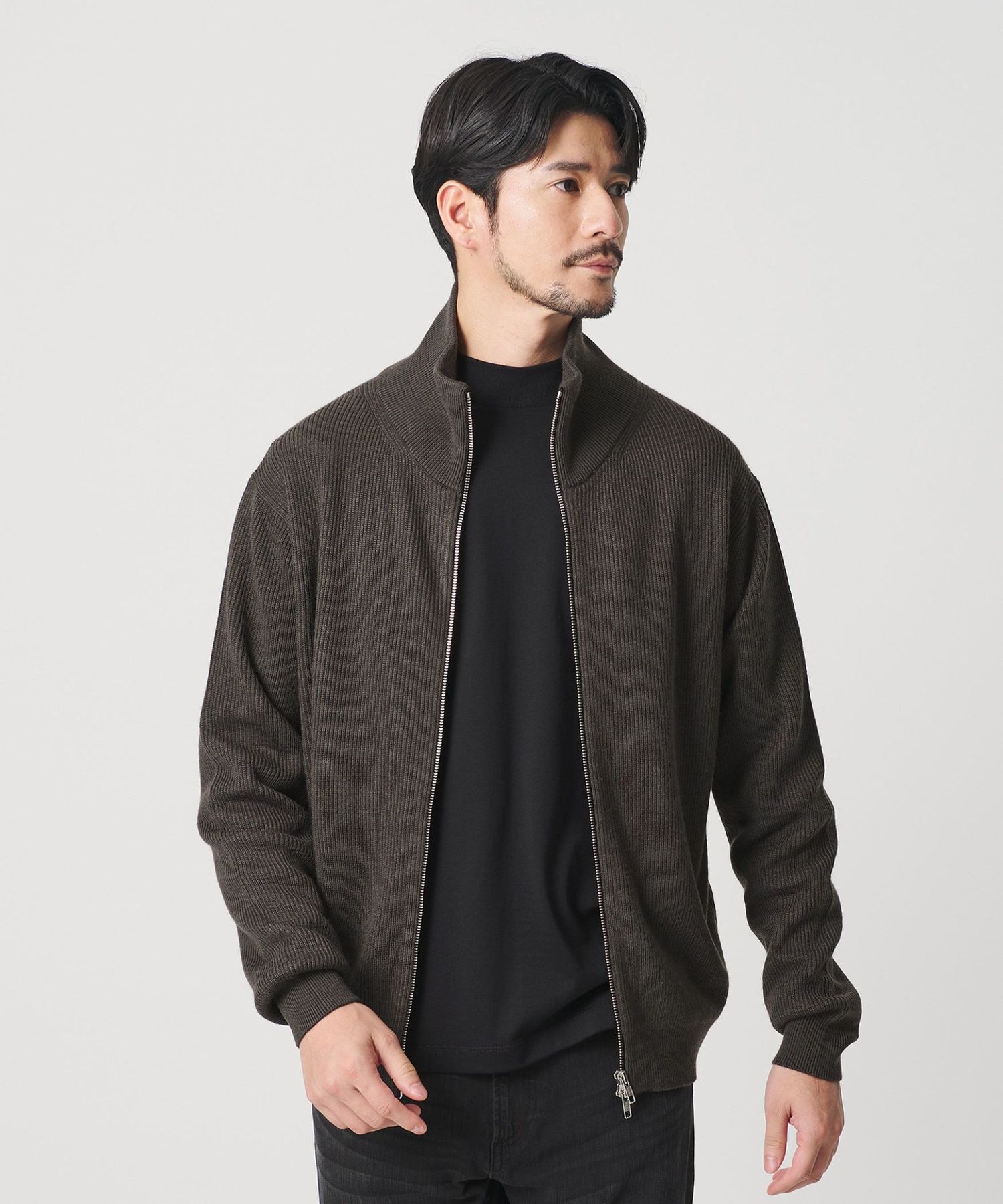美品　ユナイテッドアローズ　トラベルスーツ　ネイビー　ウォッシャブル　サイズXL 美品 ユナイテッドアローズ トラベルスーツ ネイビー