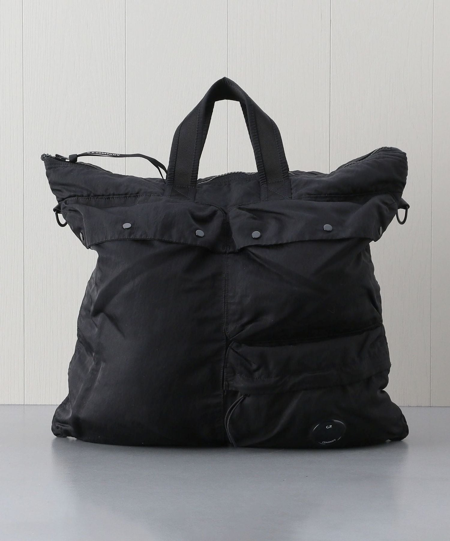 C.P.COMPANY＞B LENS TOTE BAG/バッグ
