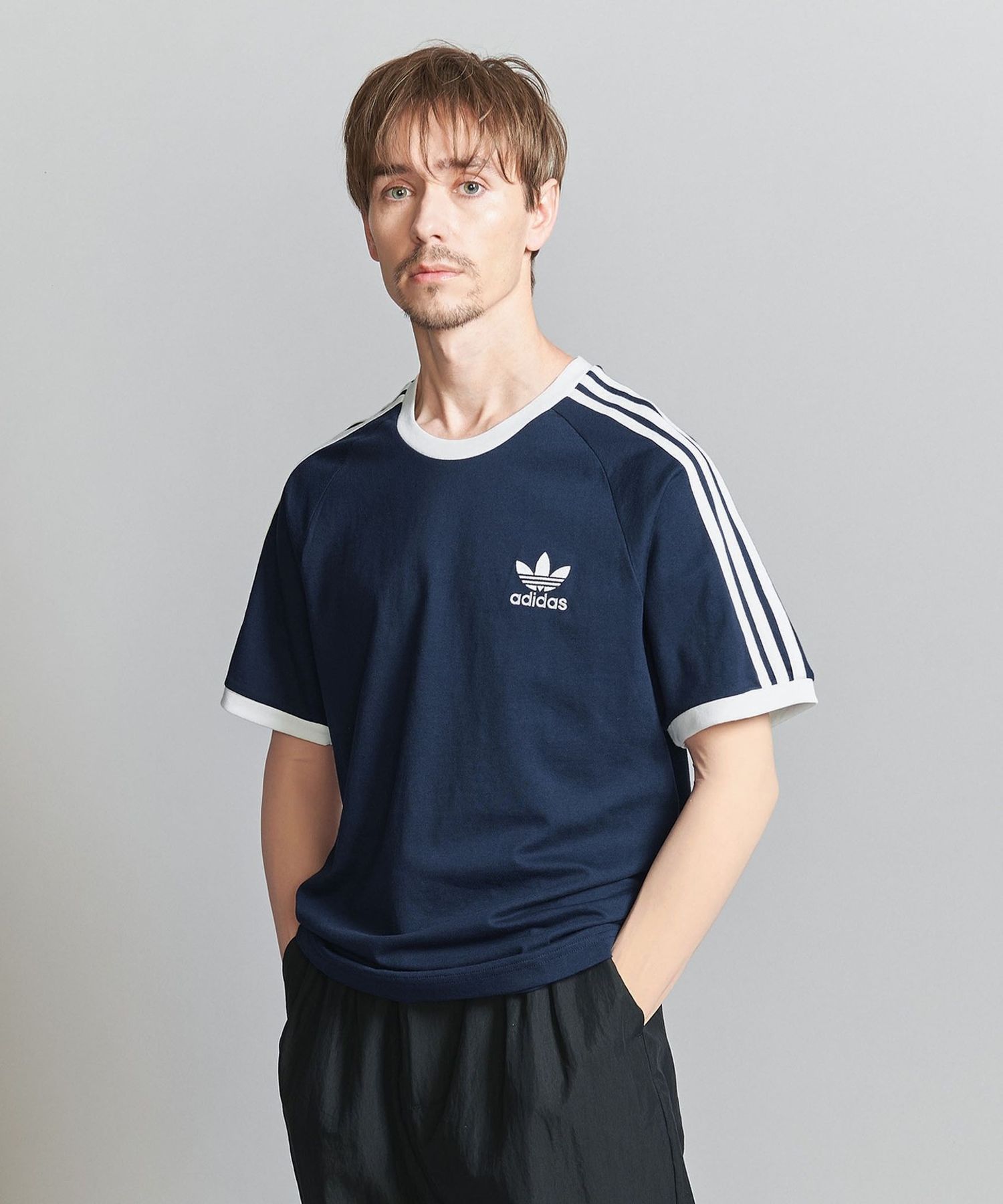 adidas Originals＞ 3ストライプス Tシャツ