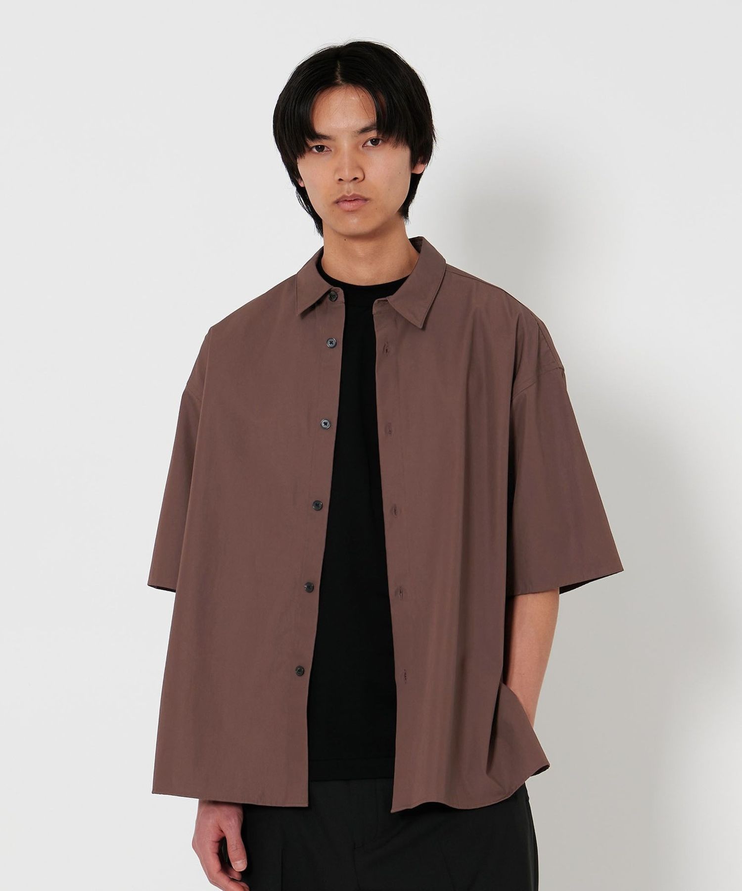 H beauty&youth ウェザークロス スクエアカット ショートスリーブ 1200025S1855_x1_a029.jpg