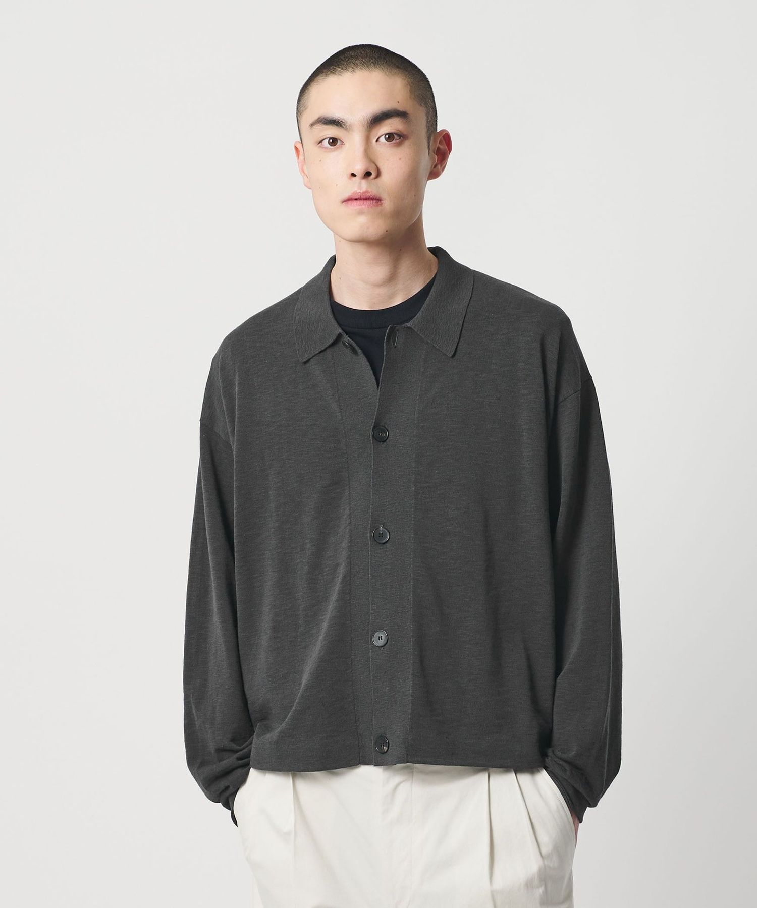 H＞スラビーコットン クロップド ニットシャツ