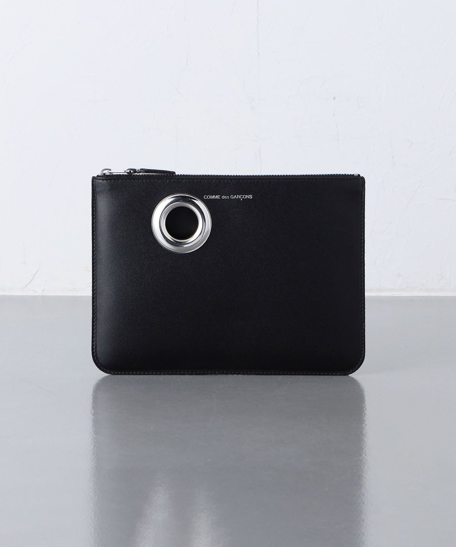 COMME des GARCONS WALLET＞ SILVER EYELET/ポーチ