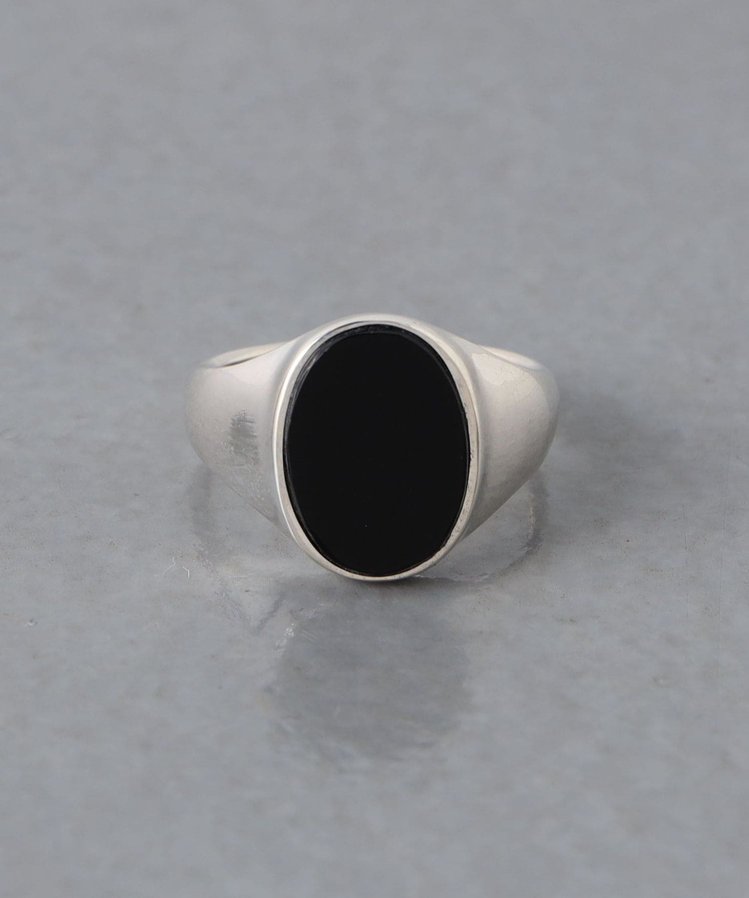 Garden of Eden＞ SIGNET OVAL ONYX RING L/シグネット オーバル