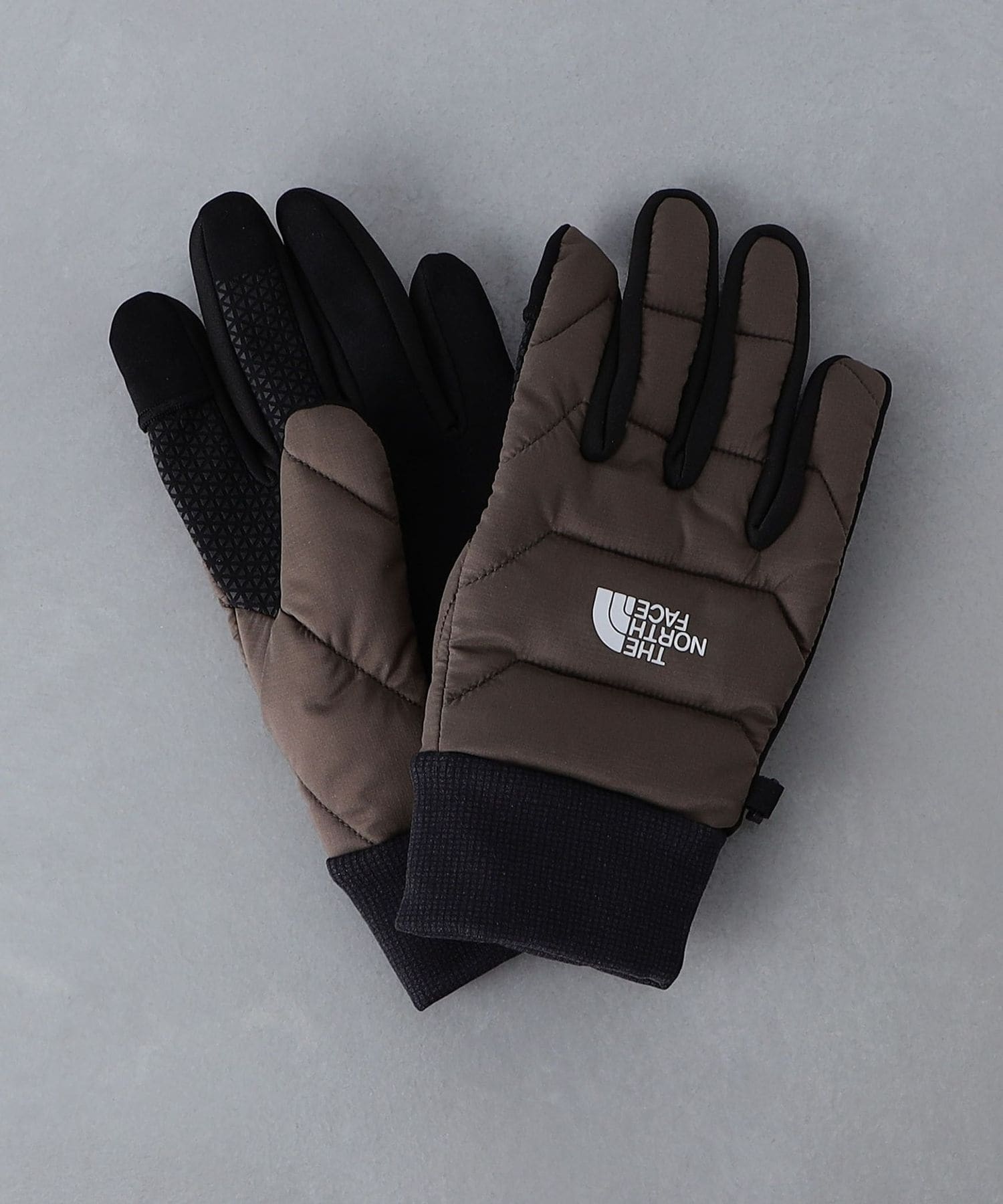 THE NORTH FACE＞レッドランプログローブ