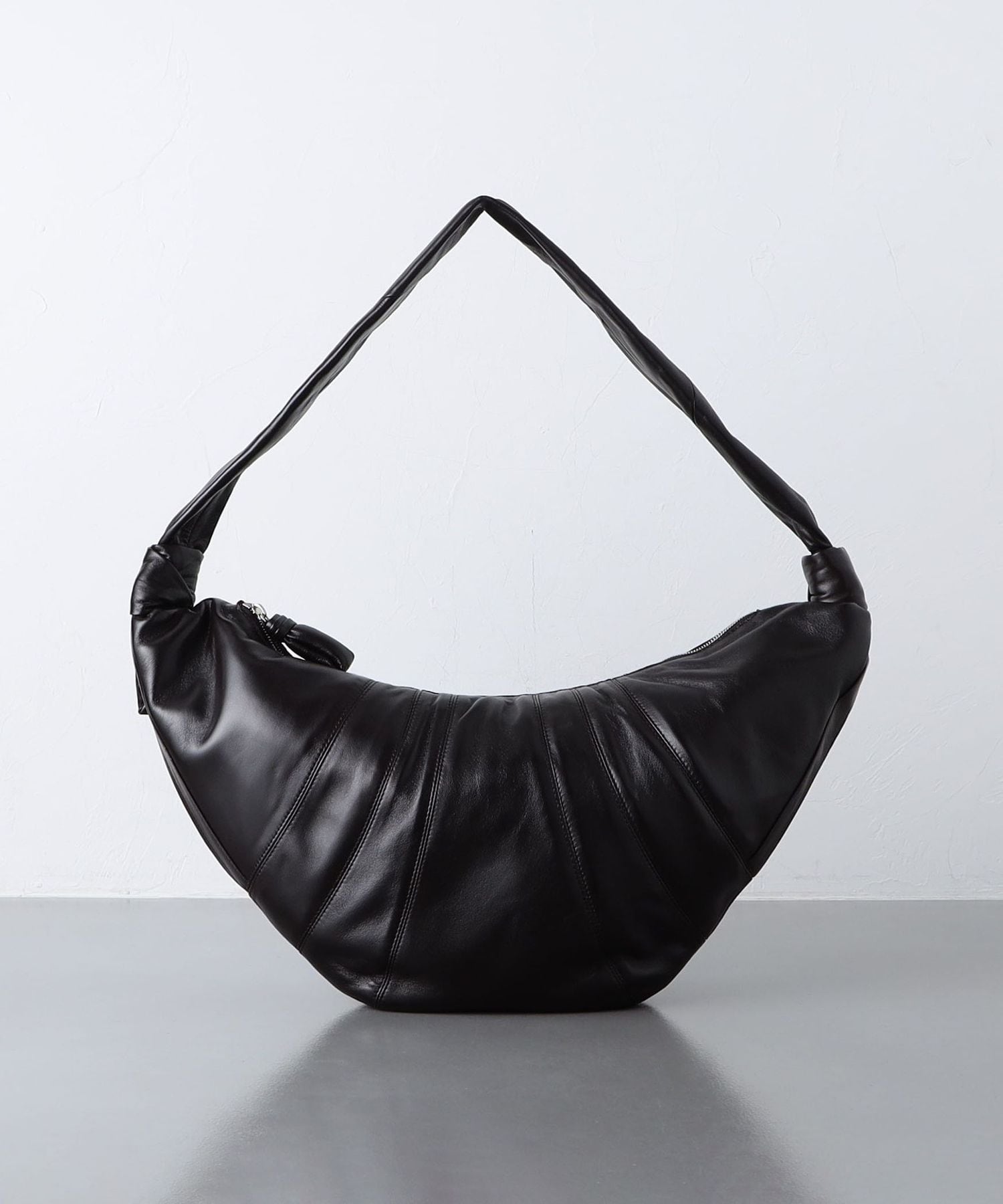 LEMAIRE＞ LARGE CROISSANT BAG/クロワッサンバッグ L