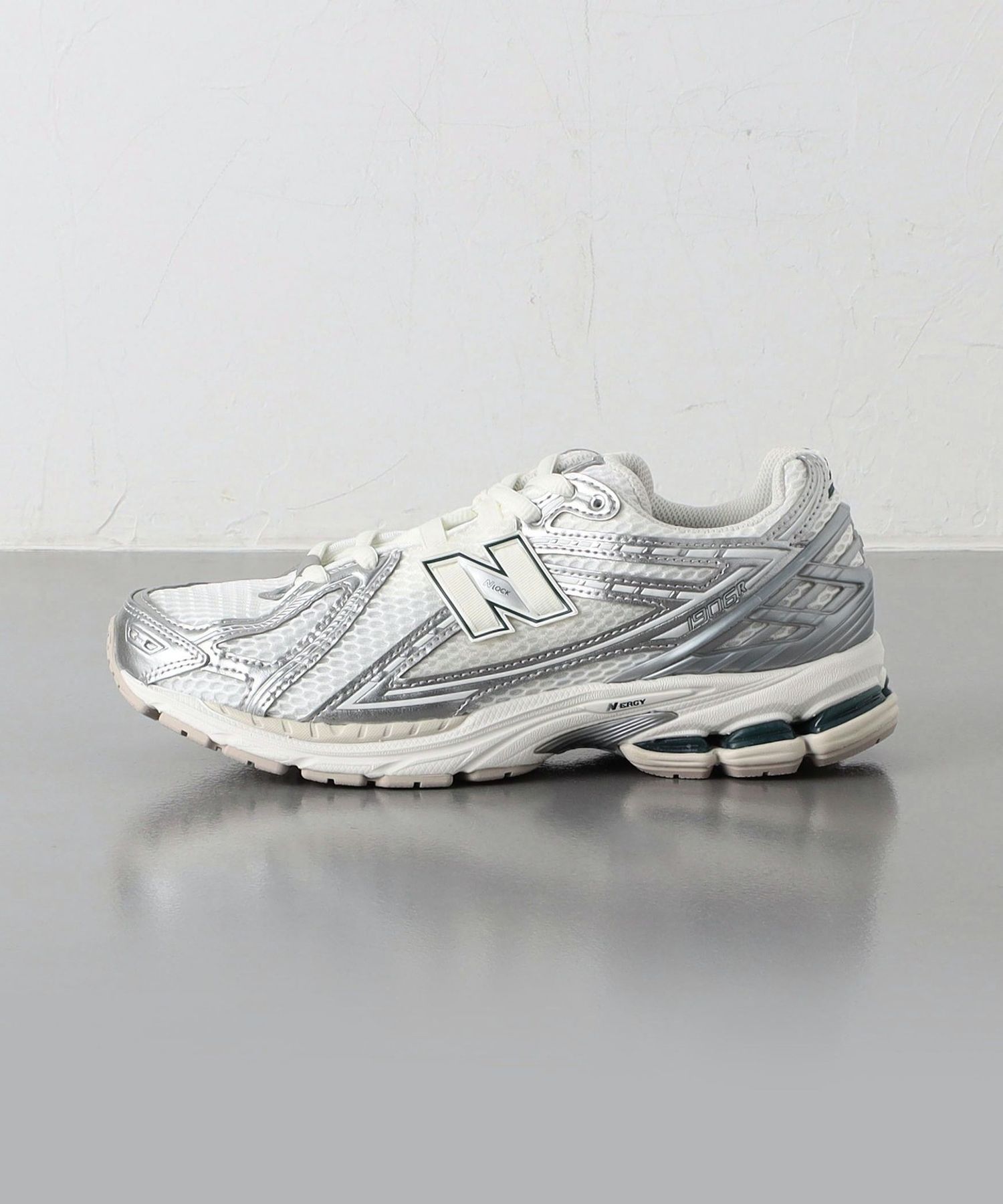 New Balance＞ M1906REE/スニーカー
