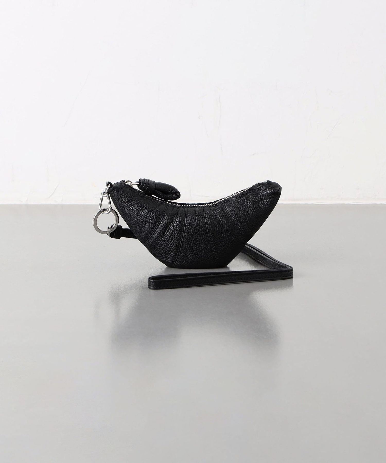 LEMAIRE＞ CROISSANT COIN PURSE NECKLACE/コインケース ネックレス