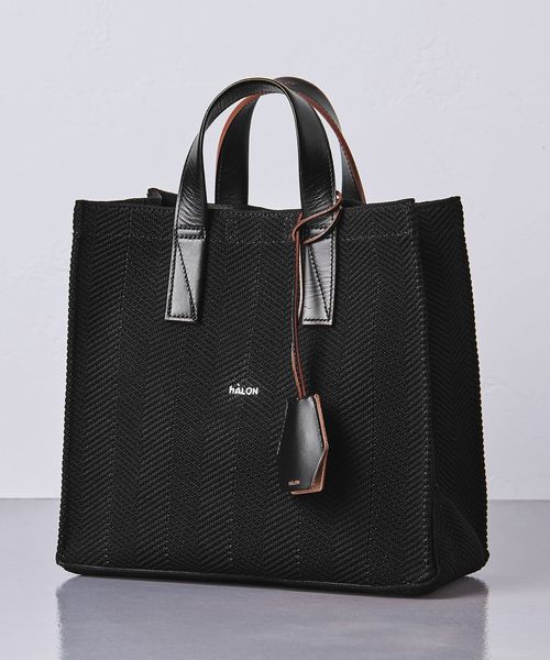 極美品　定価24,200円　hALON ヘリンボーンニットトートバッグ hALON（アーロン）の「＜hALON＞ ヘリンボーン ニット トート