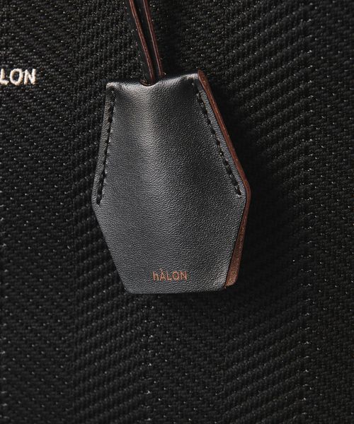 極美品　定価24,200円　hALON ヘリンボーンニットトートバッグ 極美品 定価24,200円 hALON ヘリンボーンニットトートバッグ