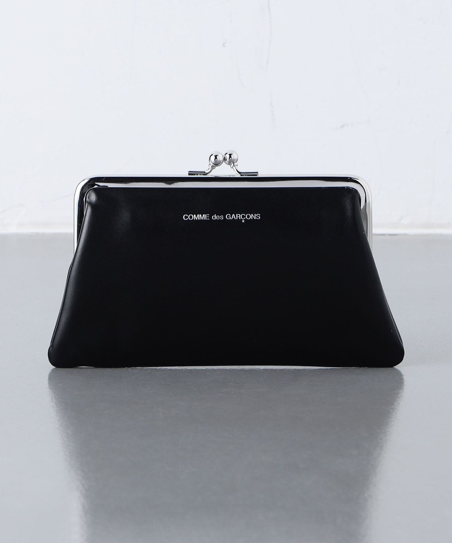 COMME des GARCONS WALLET＞ KISS CLASP M/キスクラプス M/ウォレット