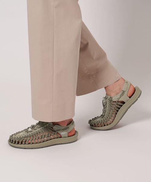 KEEN＞ UNEEK/ユニーク サンダル