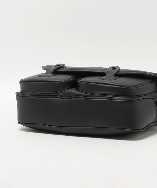 HUNTING WORLD CRAFTED BY DESCENTE.LAB＞ CARRYALL MEDIUM