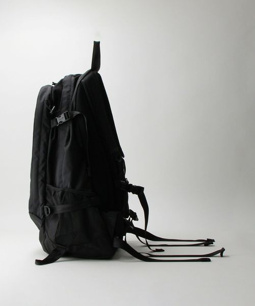 BEAUTY&YOUTH別注COLEMAN バックパック　33L BEAUTY&YOUTH UNITED ARROWS｜【別注】 <COLEMAN> WALKER33 II