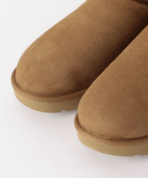 <UGG(アグ)> CLASSIC ULTRA MINI/ブーツ