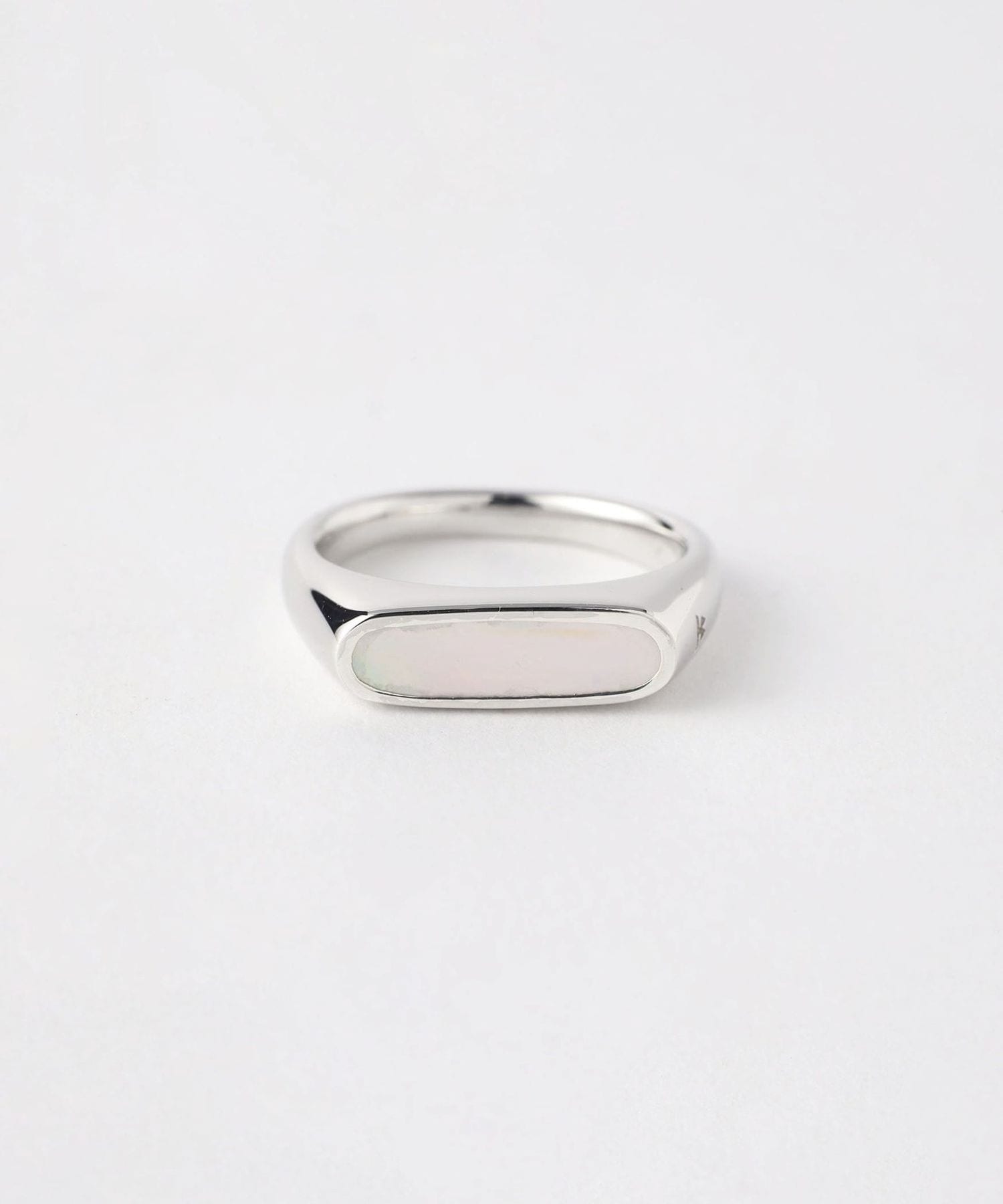 TOM WOOD トムウッド　Mario Ring White MOP トムウッド TOM WOOD リング マリオ Ring White MOP 100656 S925