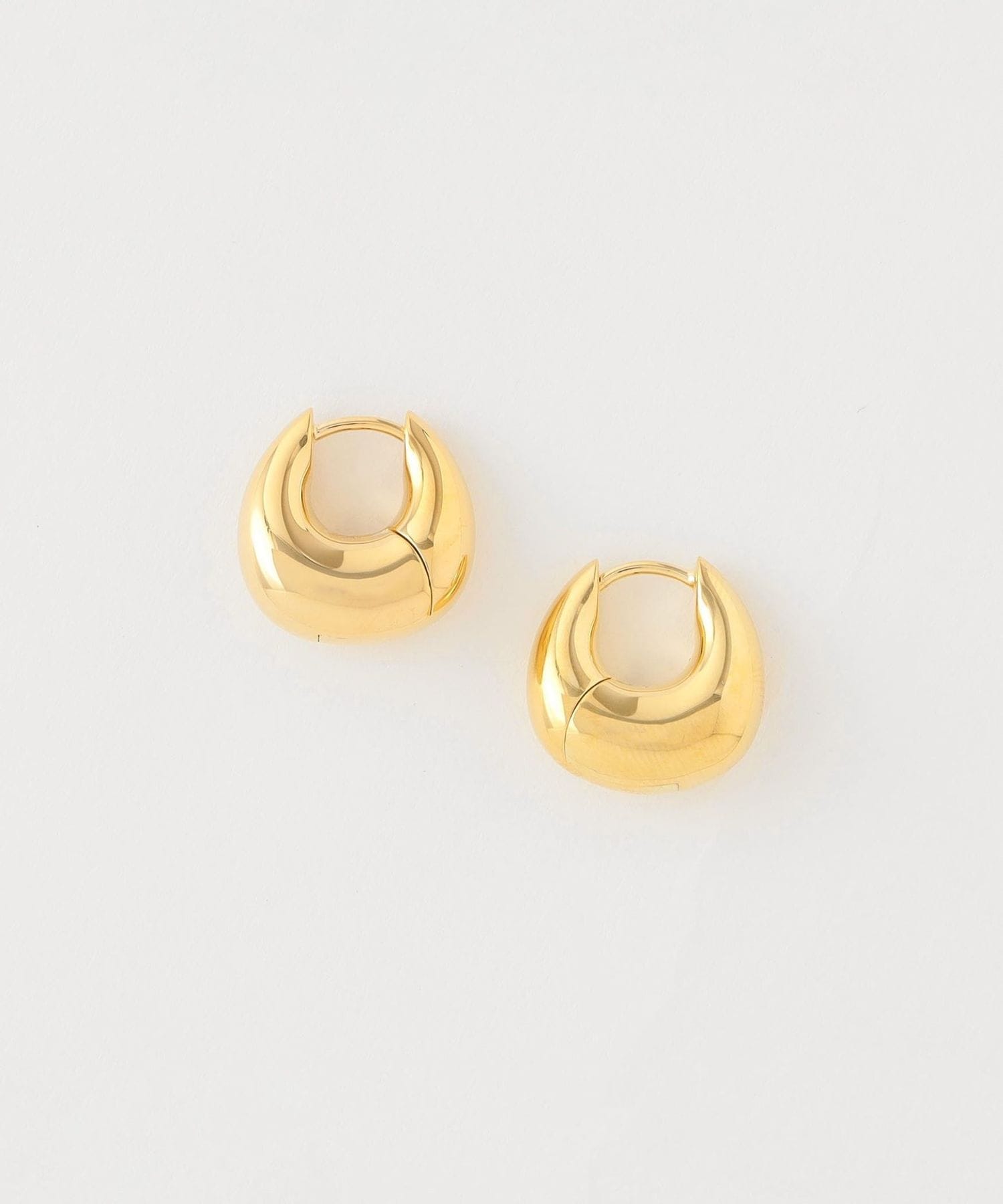 TOMWOOD＞BAO HOOP SMALL GOLD ピアス