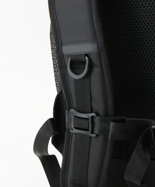 【BEAUTY&YOUTH別注】Coleman SHIELDLITE 30 別注】 ＜COLEMAN＞ SHIELD LITE/シールドライト30/バッグ