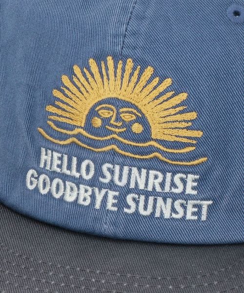 HELLO SUNRISE＞90s ロゴ 6パネル キャップ
