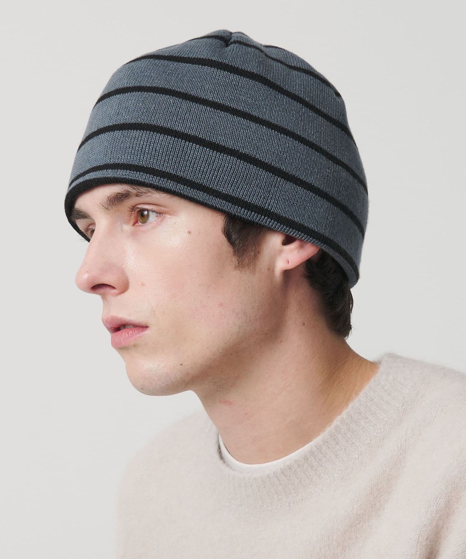 フレア　ビーニー　クロス リバーシブル ビーニー