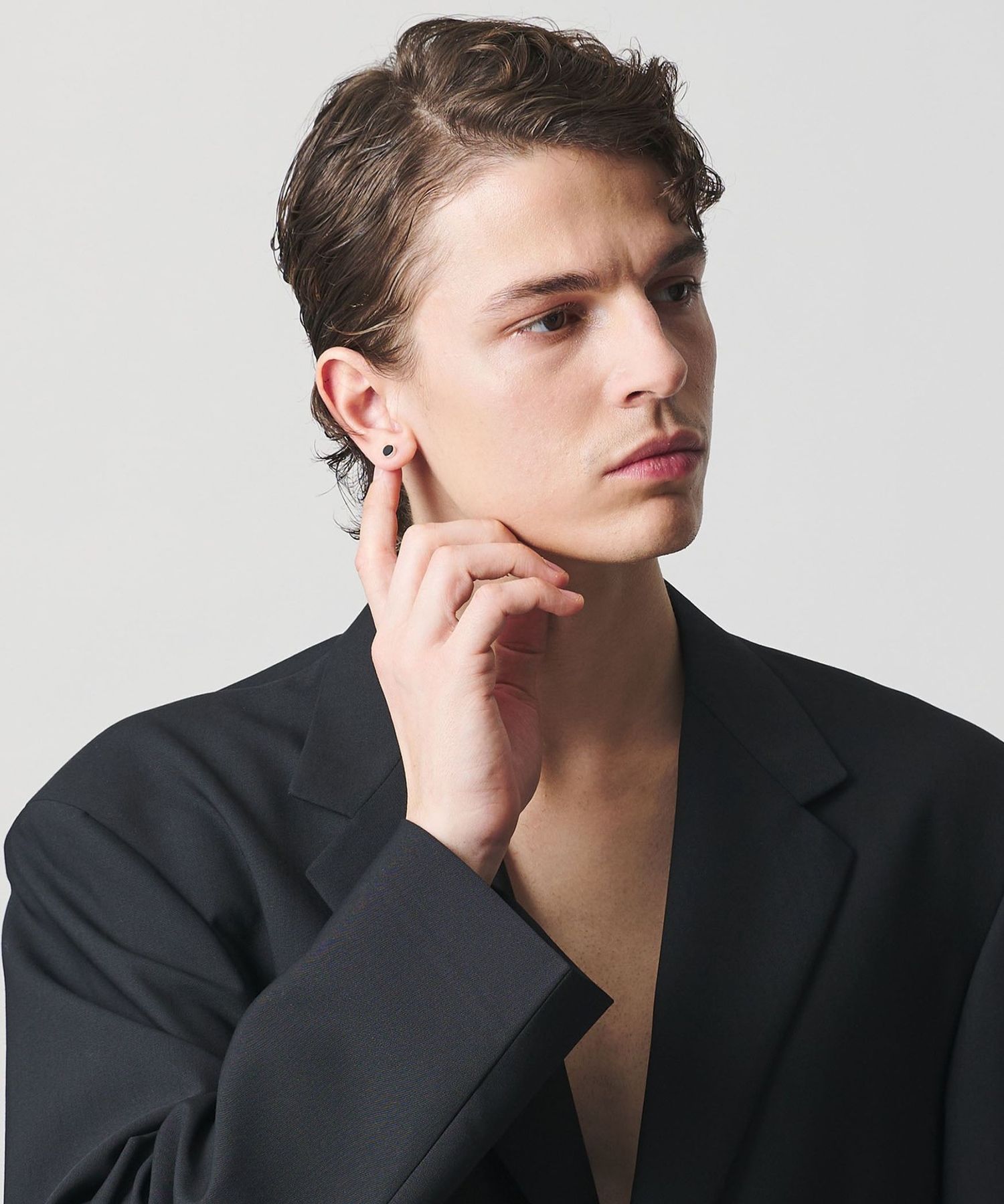 eoa＞ストーン スタッズ ピアス