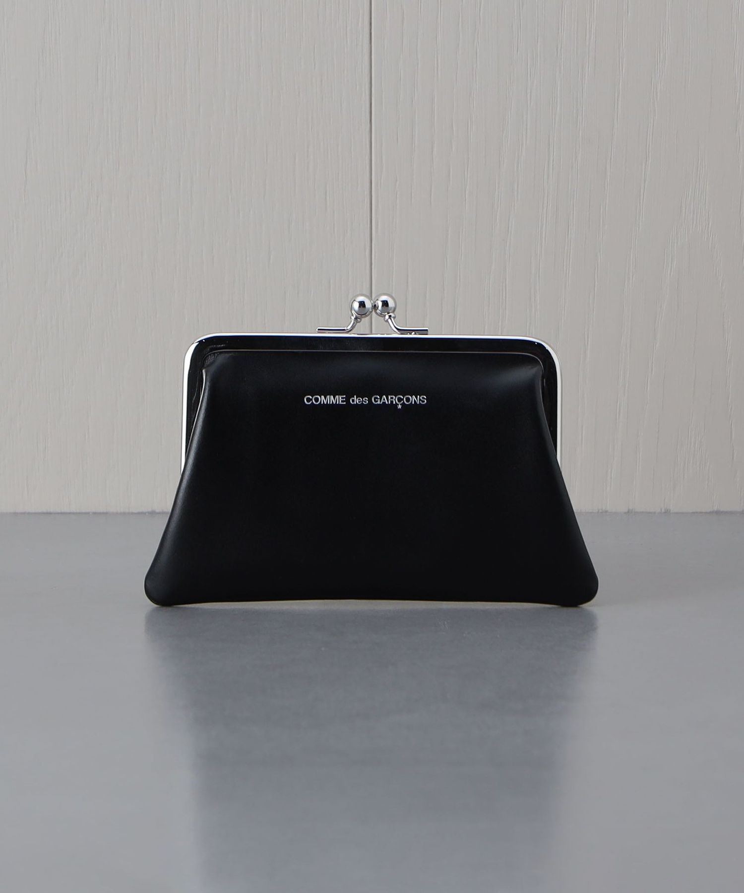 COMME des GARCONS Wallet＞KISS CLASP S/ウォレット