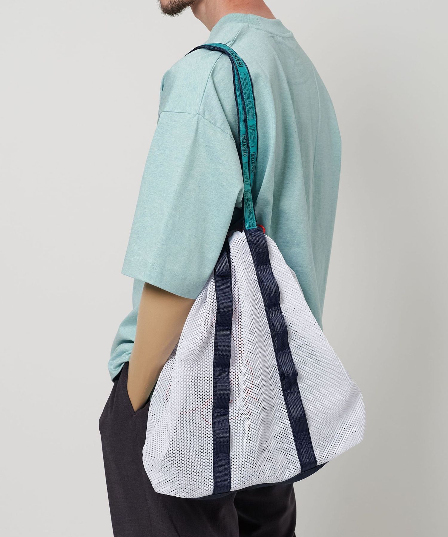 WEEKEND(ER) × koti BEAUTY&YOUTH＞メッシュトートバッグ