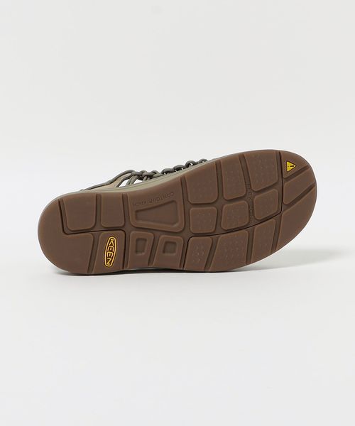 KEEN＞ ユニーク オリーブカラー サンダル