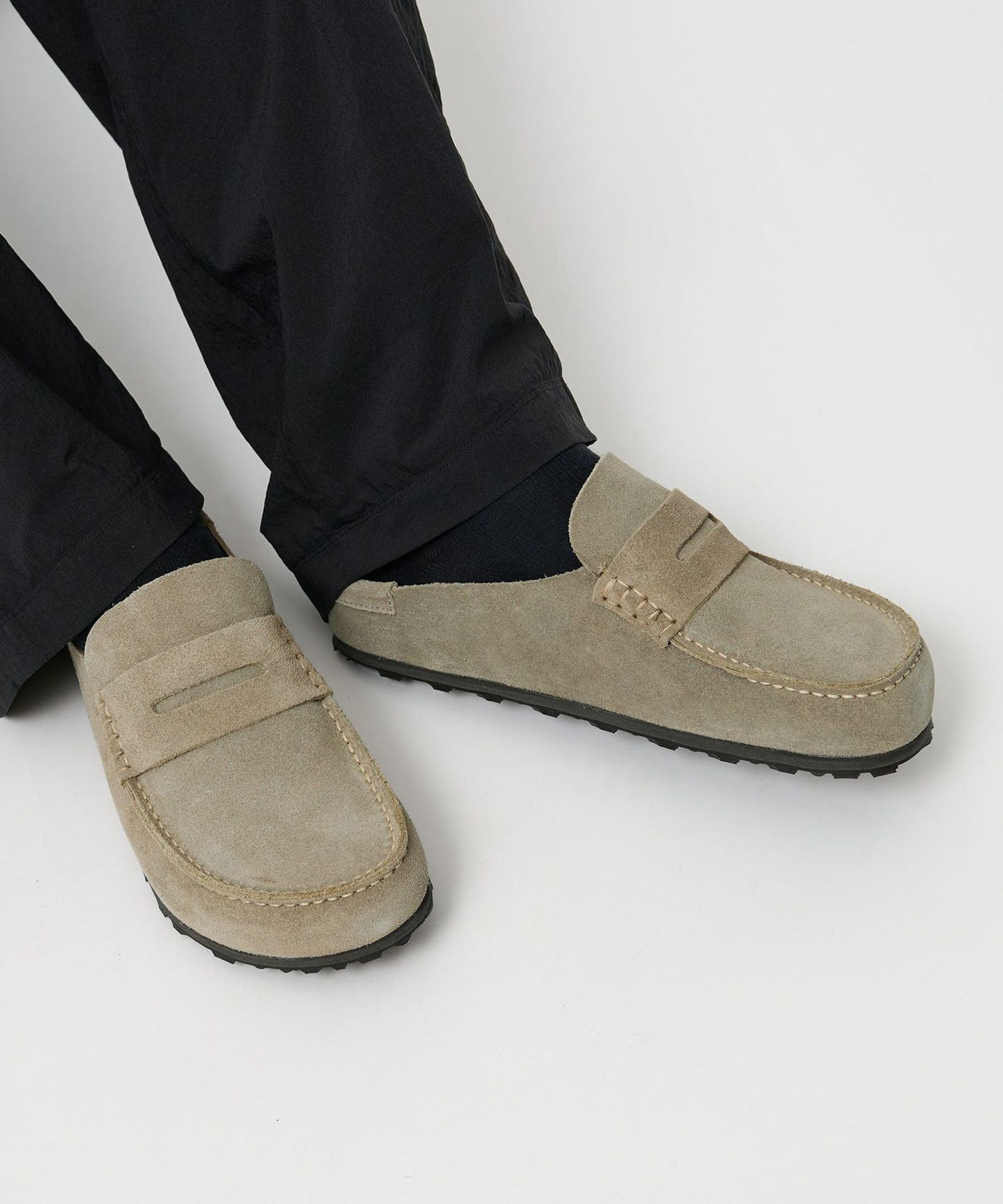 Birkenstock NAPLES WRAPPED / ネープルズ ラップ BIRKENSTOCKから「ローファーxクロッグ」のハイブリッド「Naples