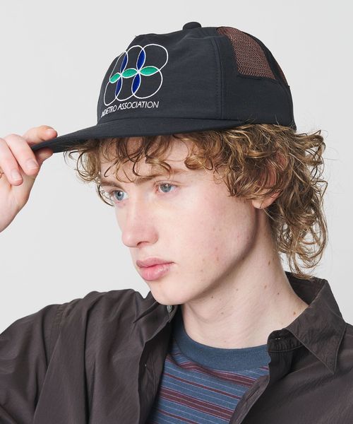 Indietro Association/＜Indietro Association＞トラッカー キャップ/キャップ
