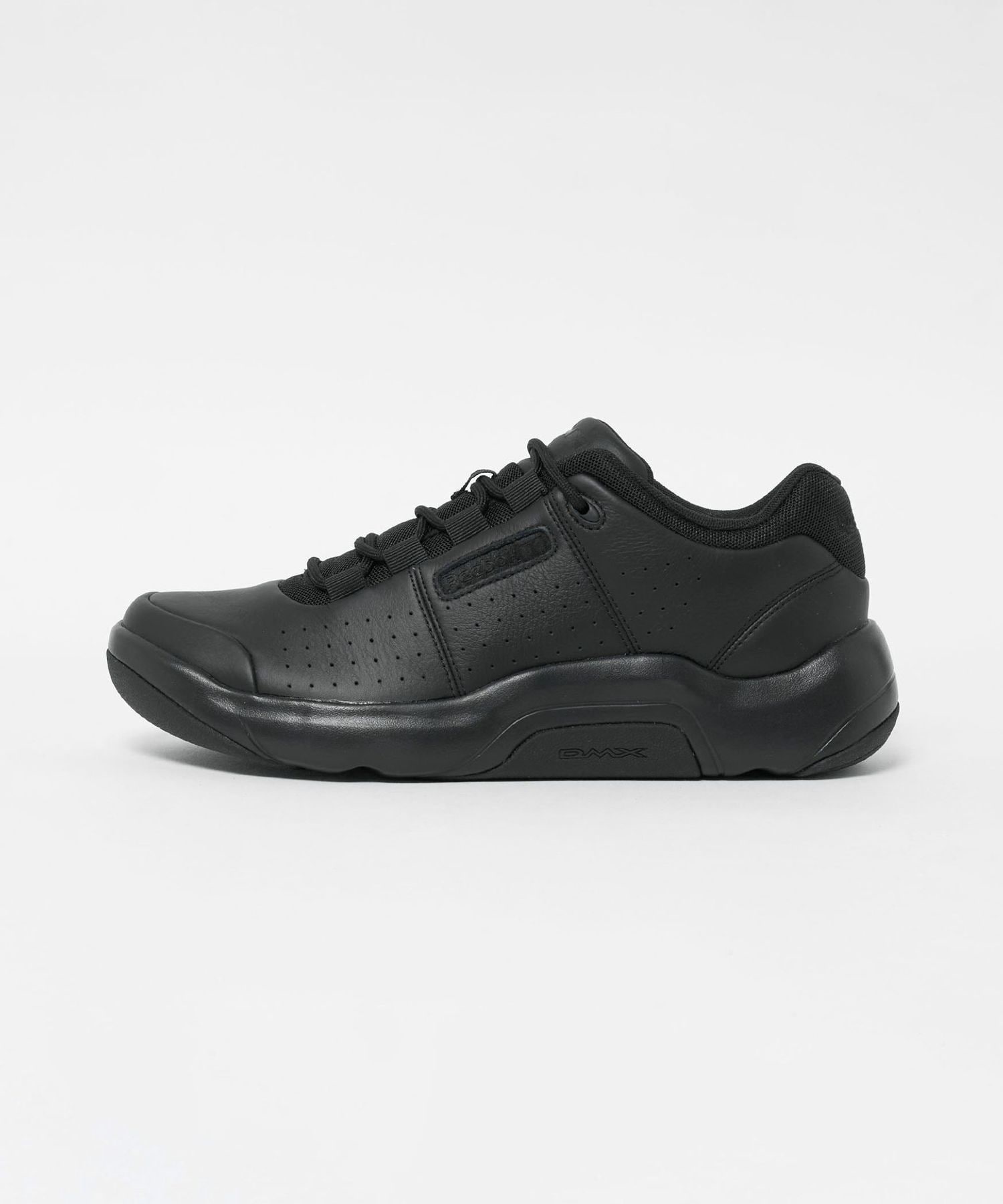 Reebok＞DMX コンフォート ＋ クラシック スニーカー