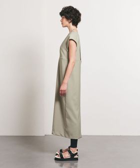 TO UNITED ARROWS＞Vネック バックスリット ワンピース