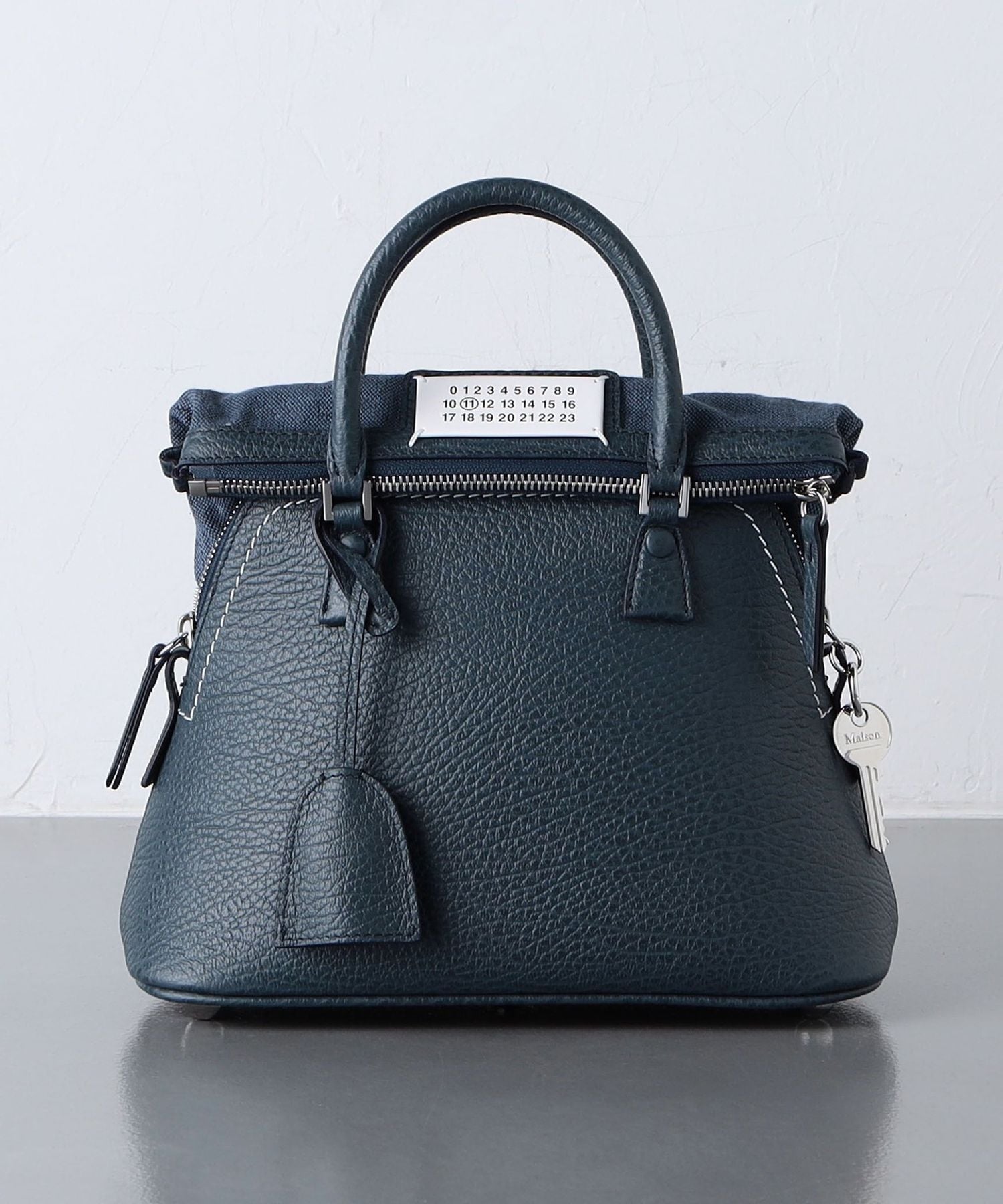 Maison Margiela 5AC ミニバッグ ブラック Black Grainy Leather Mini 5AC Bag | Maison Margiela