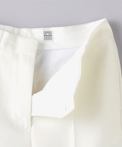 【Toteme】クロップドストレートパンツ TOTEME＞クロップドパンツ