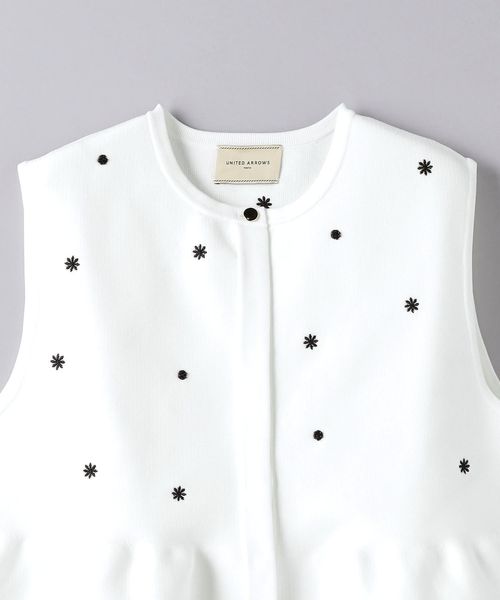 【極美品】UNITED ARROWS エンブロイダリー ビーズ ニットベスト 1500024F0887_l1_a029.jpg