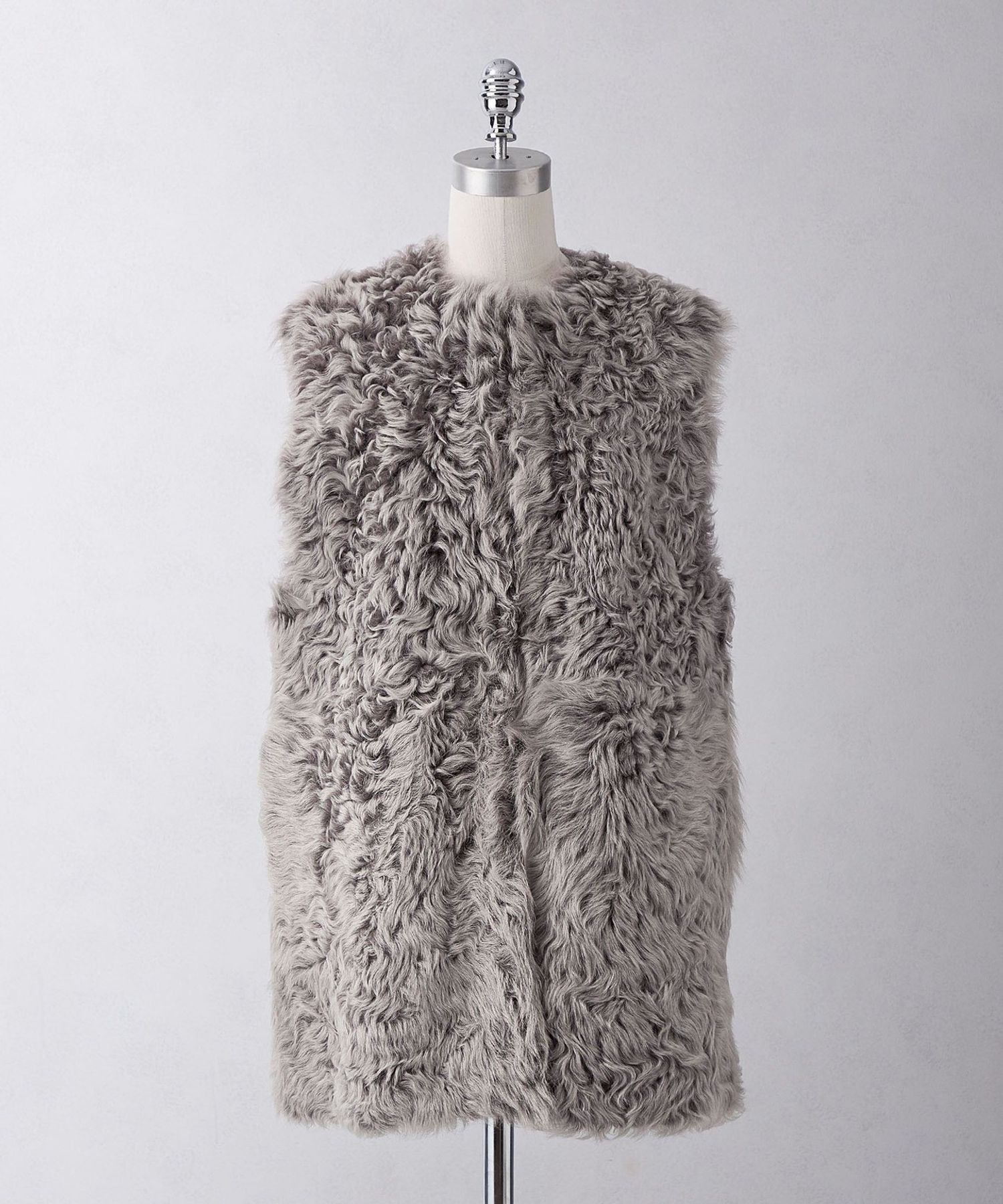 ヘヨン hyeon fur gilet ファージレット　ホワイト ヘヨン hyeon fur gilet ファージレット ホワイト ヘヨン HYEON