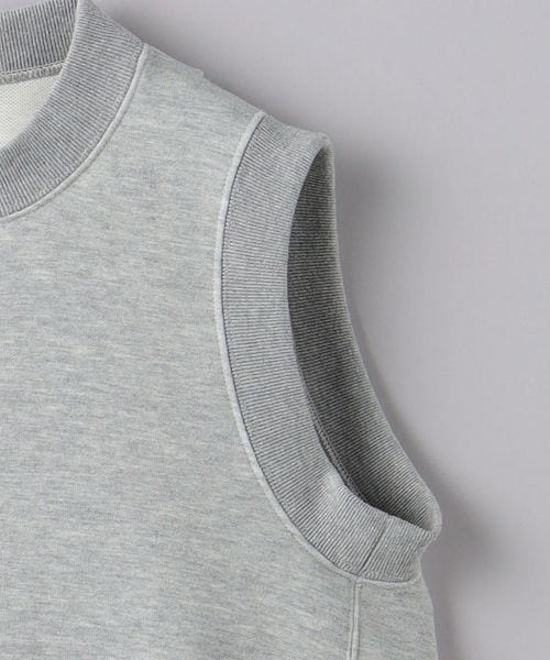 sacai＞オーバーサイズ ノースリーブ スウェット
