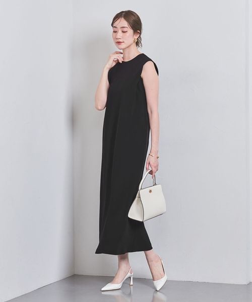 黒のノースリーブワンピース タック ノースリーブ ワンピース
