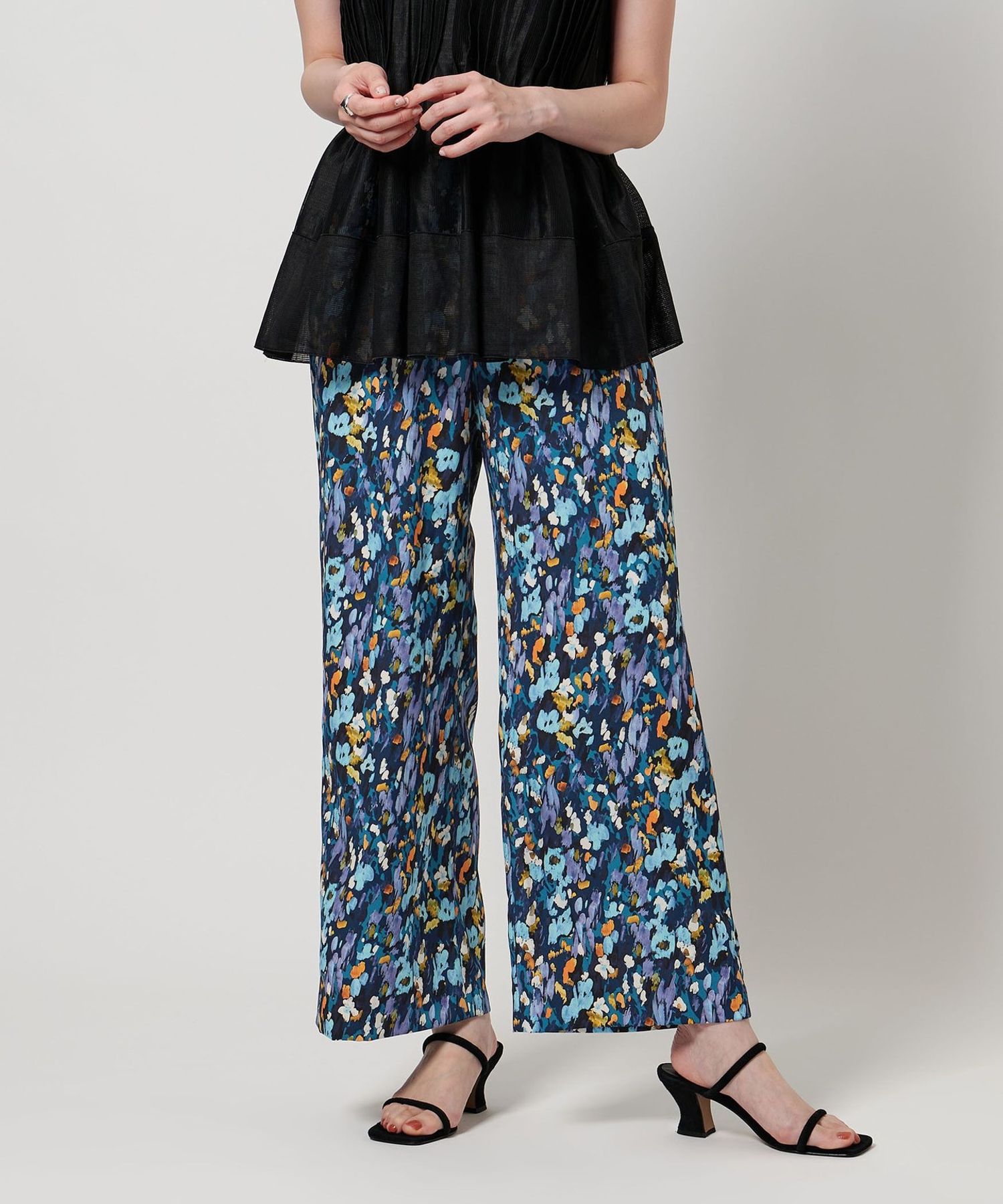 ■専用■美品 ユナイテッドアローズ TOKYO 2万円 花柄ワイドパンツ □専用□美品 ユナイテッドアローズ TOKYO 2万円 花柄ワイド