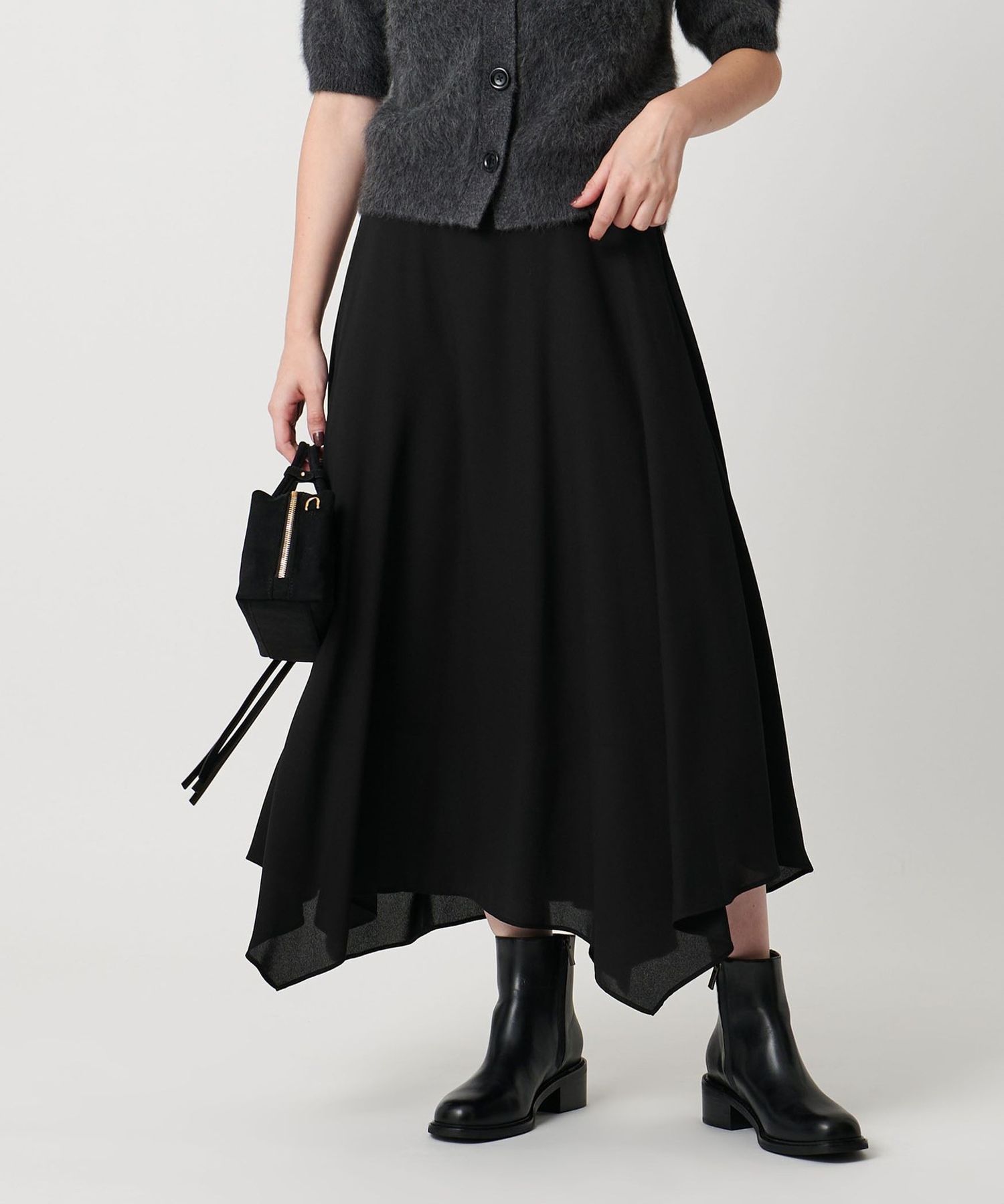 ky35 Y's 【美品】フレアスカート イレギュラーヘム ブラック ky35 Y's 【美品】フレアスカート イレギュラーヘム ブラック