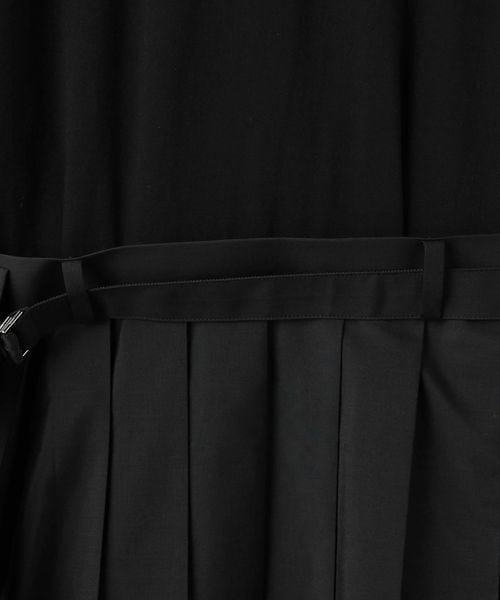 sacai＞プリーツ コンビ Tシャツワンピース BLACK