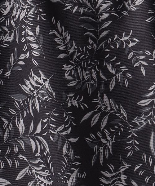 By リーフプリント 袖ギャザーブラウス ウォッシャブル By リーフプリント 袖ギャザーブラウス ウォッシャブル